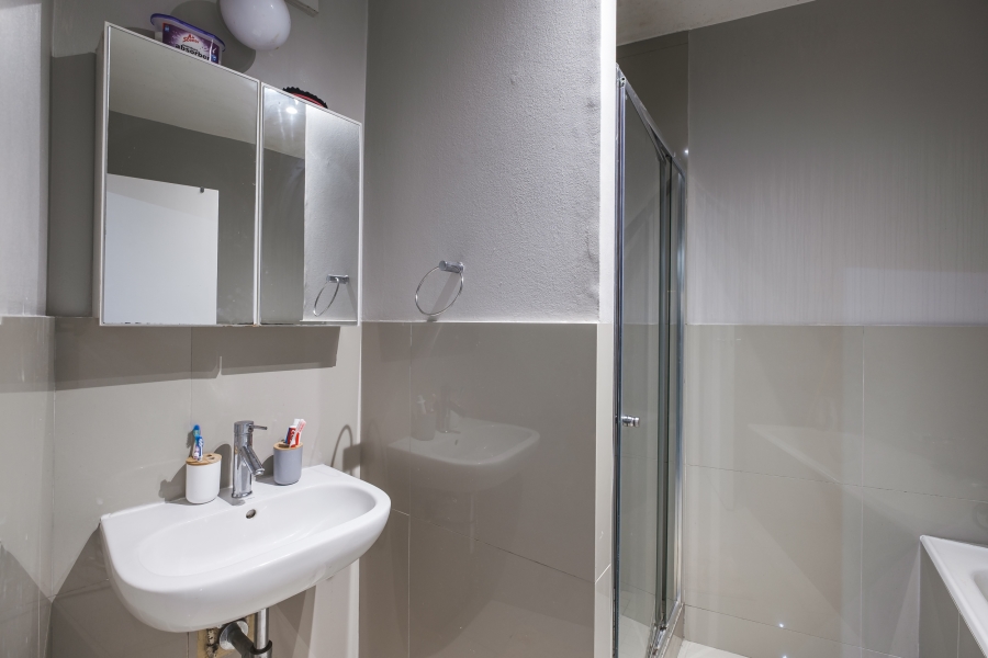 3 Bedroom Property for Sale in Vredehoek Western Cape